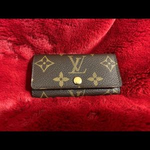 Authentic Louis Vuitton Key Holder